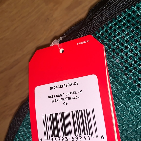 NWT The North Face Base Camp Duffel - Medium Green - Picture 7 of 10